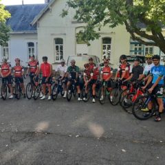 Mercredi 24 : 14 filles et garçons au départ de l’entraînement.