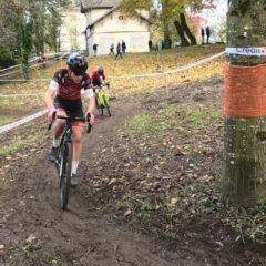 Vidéo U19 Cyclo-cross de Crissey (jura)organisé par le club de dôle